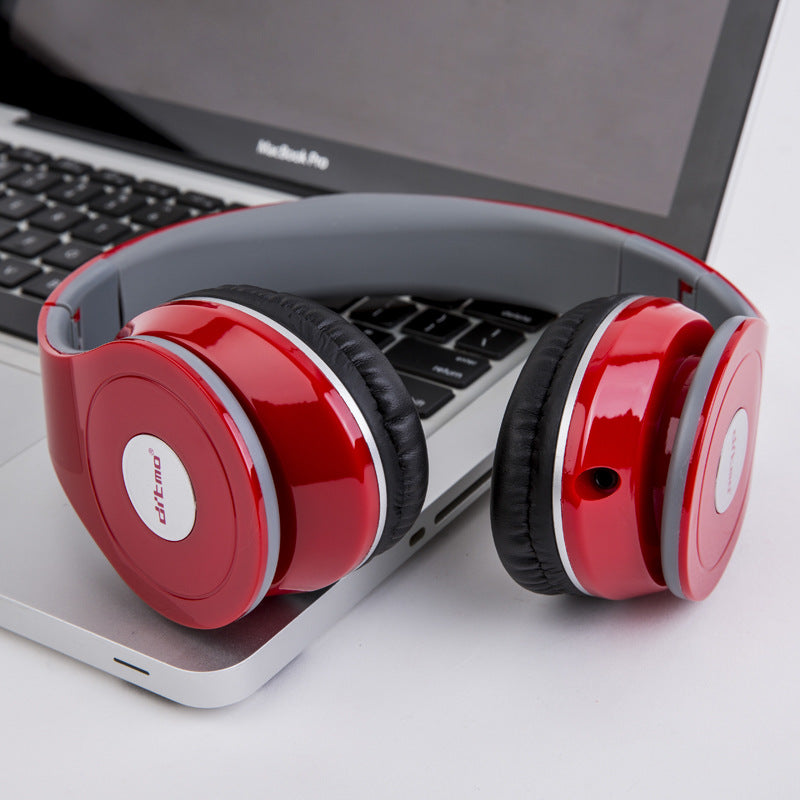 Wired Stereo Headphones with Microphone